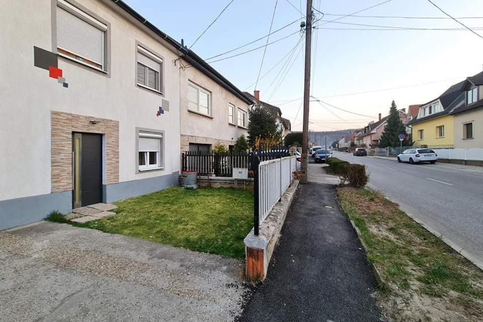Wandorf 125 Apartman Sopron Bagian luar foto