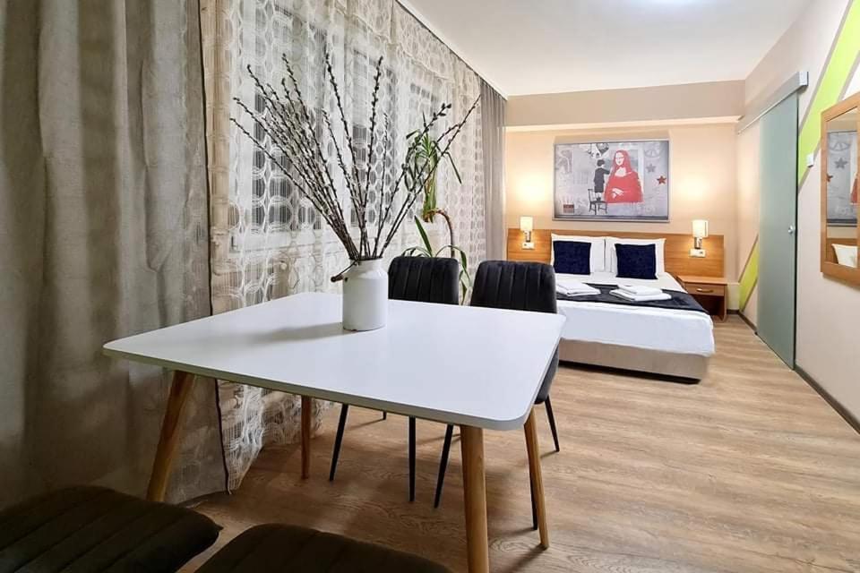 Wandorf 125 Apartman Sopron Bagian luar foto